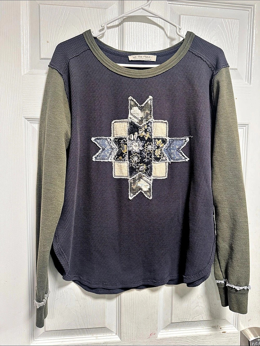 We The Free Long Sleeve Graphic Top in Purple & Green Size Medium